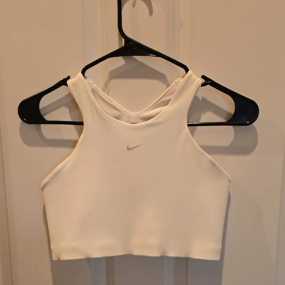Nike Cropped Tank Bra - Picture 1 of 3